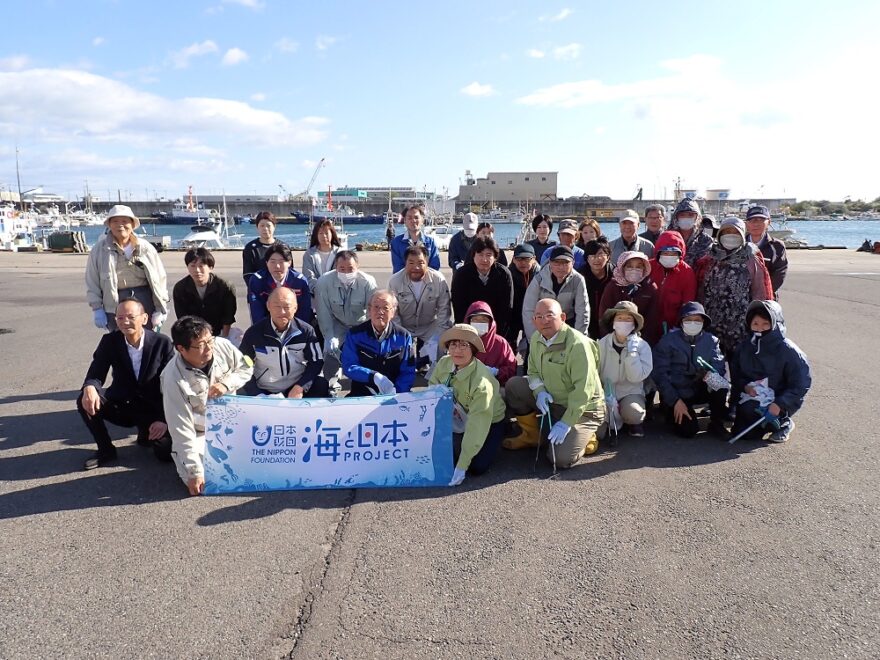 いわて海ごみなくし隊～久慈港環境美化協会～